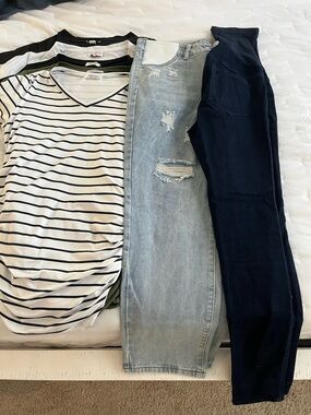 Maternity Bundle! Light Wash Distressed Jeans + Dark Skinny Jeans + 5 Shirts